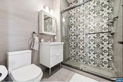 142 Charles Street 403 #403, Jersey City, NJ 07307 - Photo 17