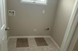 70 Pink St, Hackensack, NJ 07601 - Photo 9