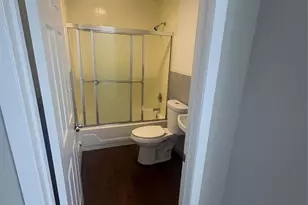 70 Pink St, Hackensack, NJ 07601 - Photo 9