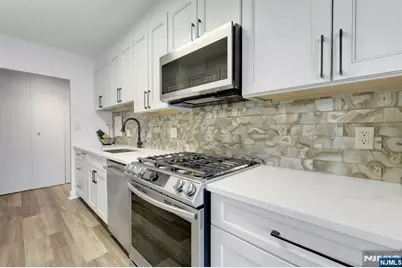 6 Horizon Road 2209 #2209, Fort Lee, NJ 07024 - Photo 11