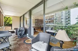 2 Horizon Rd, Fort Lee, NJ 07024 - Photo 15