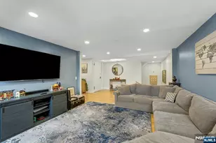 2 Horizon Rd, Fort Lee, NJ 07024 - Photo 21