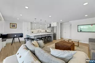 2 Horizon Rd, Fort Lee, NJ 07024 - Photo 9