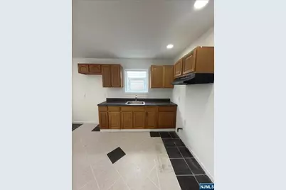 20 18th Street 2 #2, East Orange, NJ 07017 - Photo 15