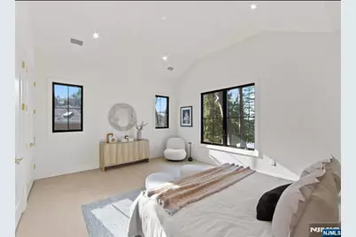 580 Nordhoff Drive, Leonia, NJ 07605 - Photo 39