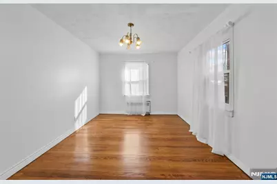 508 Saint Pauls Avenue, Cliffside Park, NJ 07010 - Photo 5