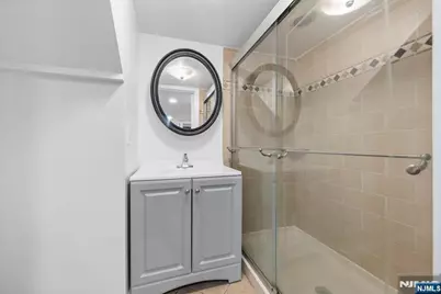 508 Saint Pauls Avenue, Cliffside Park, NJ 07010 - Photo 19