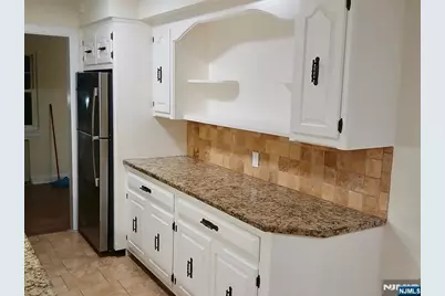 66-70 Liberty Place, Palisades Park, NJ 07650 - Photo 9