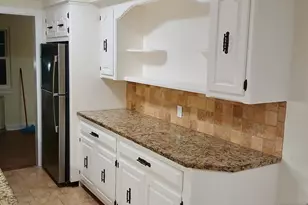 66-70 Liberty Pl, Palisades Park, NJ 07650 - Photo 9