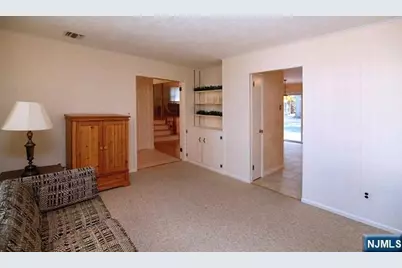 45 Merritt Drive, Oradell, NJ 07649 - Photo 5