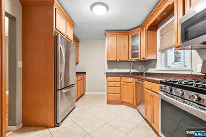 313 Elm Avenue, Bogota, NJ 07603 - Photo 5