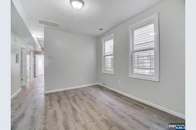 160 11th Street, Newark, NJ 07107 - Photo 17