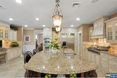 457 Devonshire Drive, Franklin Lakes, NJ 07417 - Photo 25