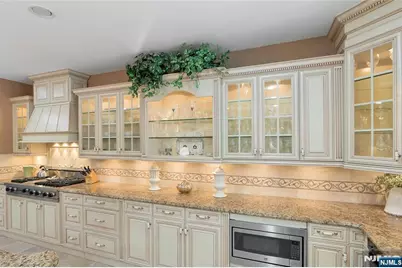 457 Devonshire Drive, Franklin Lakes, NJ 07417 - Photo 21