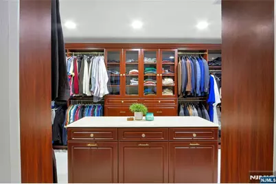 457 Devonshire Drive, Franklin Lakes, NJ 07417 - Photo 33