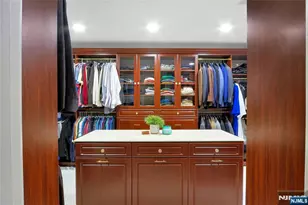 457 Devonshire Dr, Franklin Lakes, NJ 07417 - Photo 33