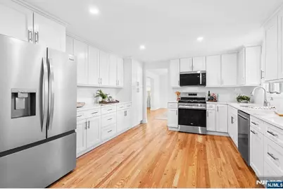 27 Norwood Avenue, Glen Rock, NJ 07452 - Photo 5