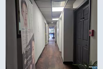 425 Broad, Palisades Park, NJ 07650 - Photo 7