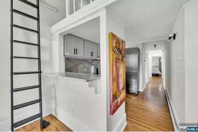 122 Bright Street 4 W #4 W, Jersey City, NJ 07302 - Photo 9