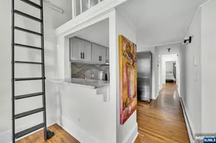 122 Bright Street 4 W, Jersey City, NJ 07302 - Photo 9