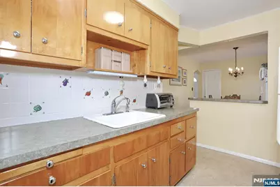 7 Overlook Drive, Dumont, NJ 07628 - Photo 11