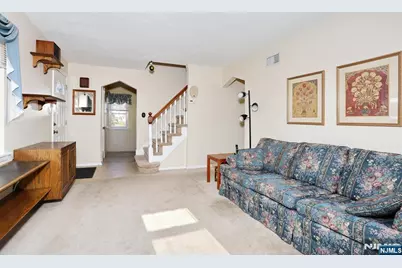 7 Overlook Drive, Dumont, NJ 07628 - Photo 5