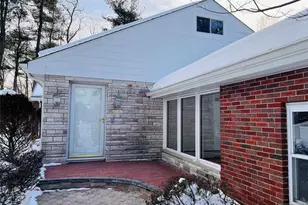 391 Forest Rd, Mahwah, NJ 07430 - Photo 3