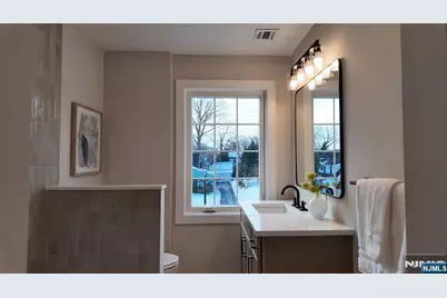 415 Linwood Avenue, Ridgewood, NJ 07450 - Photo 19