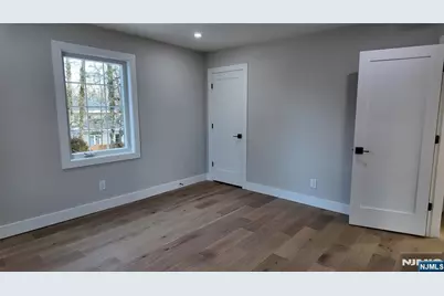 415 Linwood Avenue, Ridgewood, NJ 07450 - Photo 17