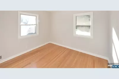 205 Rambler Avenue, New Milford, NJ 07646 - Photo 9