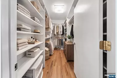 206 Harwood Place, Paramus, NJ 07652 - Photo 27