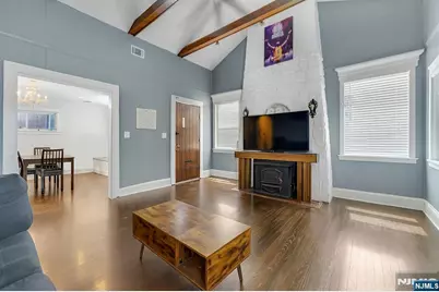 229 Baldwin Avenue, Hasbrouck Heights, NJ 07604 - Photo 3