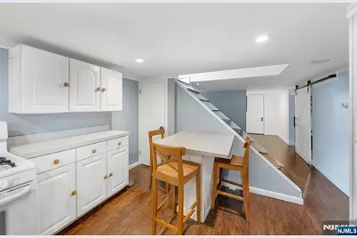 229 Baldwin Avenue, Hasbrouck Heights, NJ 07604 - Photo 19