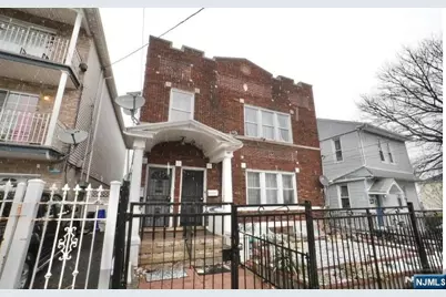 99 Grafton Avenue, Newark, NJ 07104 - Photo 1