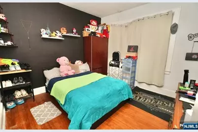 99 Grafton Avenue, Newark, NJ 07104 - Photo 7