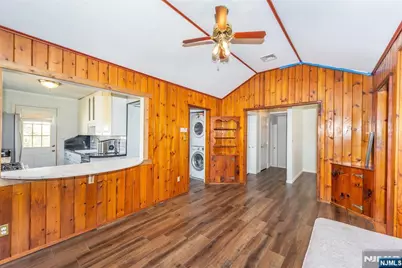 53 Laurel Drive, Wayne, NJ 07470 - Photo 11