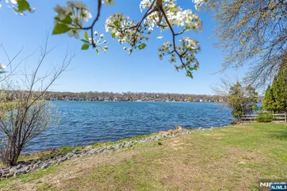 53 Laurel Drive, Wayne, NJ 07470 - Photo 35