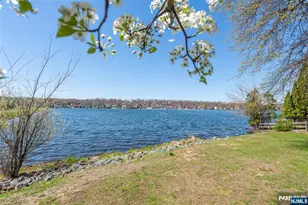 53 Laurel Dr, Wayne, NJ 07470 - Photo 35