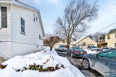 421 11th Street, Prospect Park, NJ 07508 - Photo 27