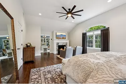 1015 High Mountain Road, Franklin Lakes, NJ 07417 - Photo 33