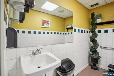 17-15 Broadway, Fair Lawn, NJ 07410 - Photo 25