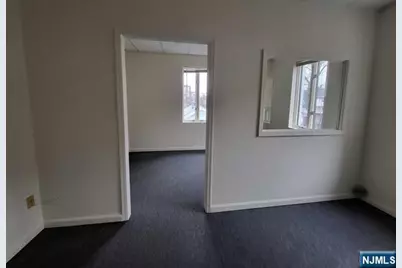 1617 Parker Avenue 2 #2, Fort Lee, NJ 07024 - Photo 3