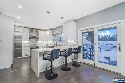 171 Pleasant Avenue, Englewood, NJ 07631 - Photo 7