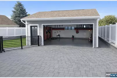 171 Pleasant Avenue, Englewood, NJ 07631 - Photo 33