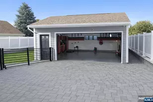 171 Pleasant Ave, Englewood, NJ 07631 - Photo 33