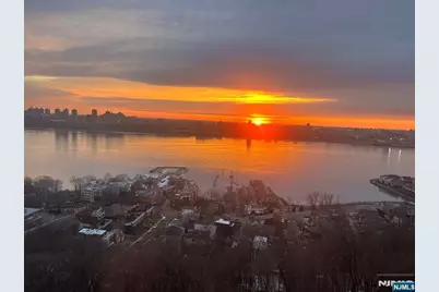 1 Horizon Road 1025 #1025, Fort Lee, NJ 07024 - Photo 3