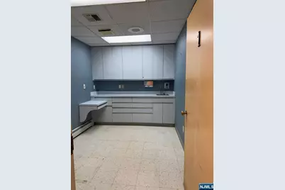 179 Lafayette Avenue, Hawthorne, NJ 07506 - Photo 29