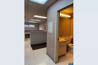 179 Lafayette Avenue, Hawthorne, NJ 07506 - Photo 31