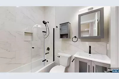 40 Wright Avenue, Jersey City, NJ 07306 - Photo 19