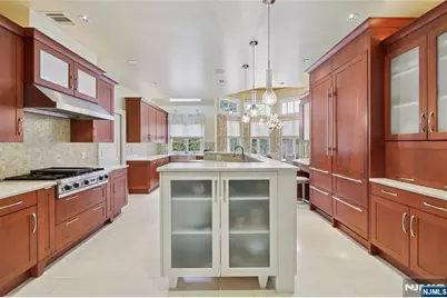 66 Hoover Drive, Cresskill, NJ 07626 - Photo 17